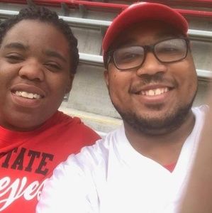 Meet your Posher, Alexis